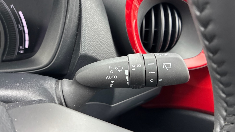 Toyota Aygo X 1.0 VVT-i Edge 5dr Auto Petrol Hatchback - Image 35
