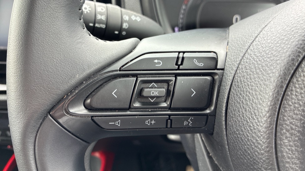 Toyota Aygo X 1.0 VVT-i Edge 5dr Auto Petrol Hatchback - Image 40