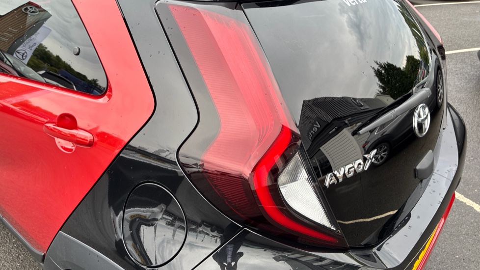 Toyota Aygo X 1.0 VVT-i Edge 5dr Auto Petrol Hatchback - Image 42
