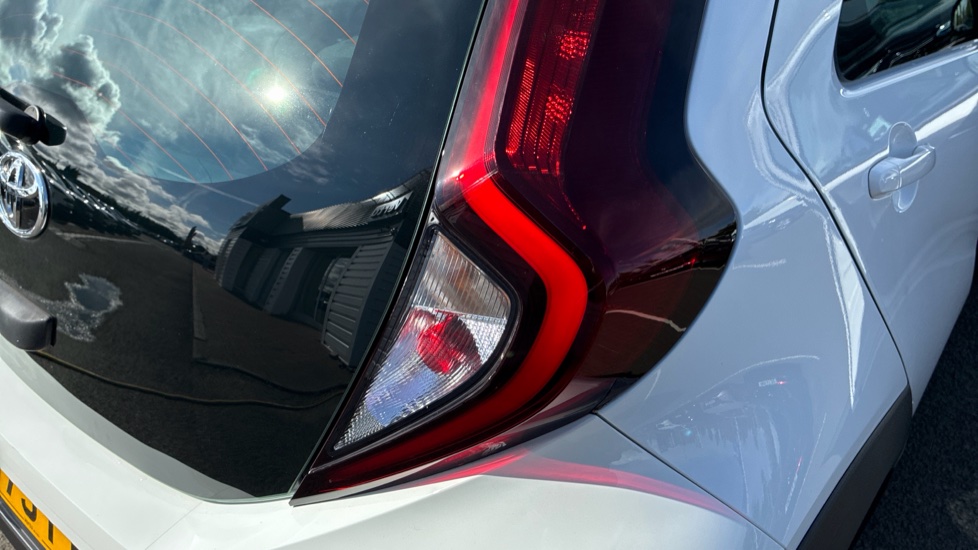 Toyota Aygo X 1.0 VVT-i Pure 5dr Petrol Hatchback - Image 21