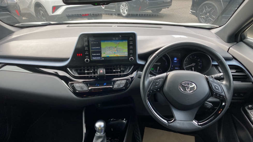 Toyota C-HR 2.0 Hybrid Design 5dr CVT Hybrid Hatchback - Image 6