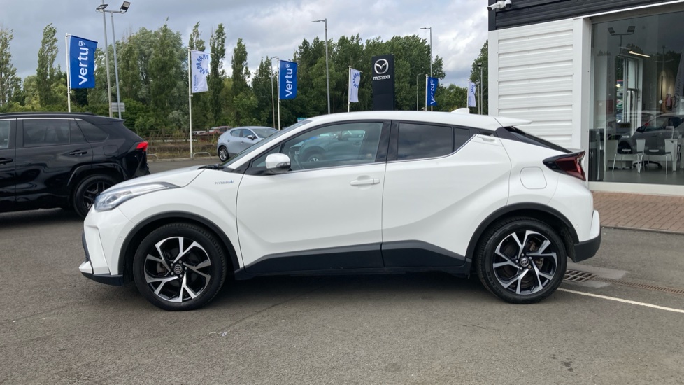 Toyota C-HR 2.0 Hybrid Design 5dr CVT Hybrid Hatchback - Image 24