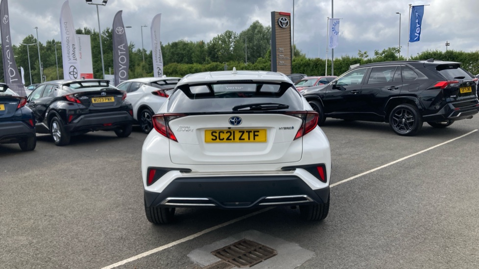 Toyota C-HR 2.0 Hybrid Design 5dr CVT Hybrid Hatchback - Image 26