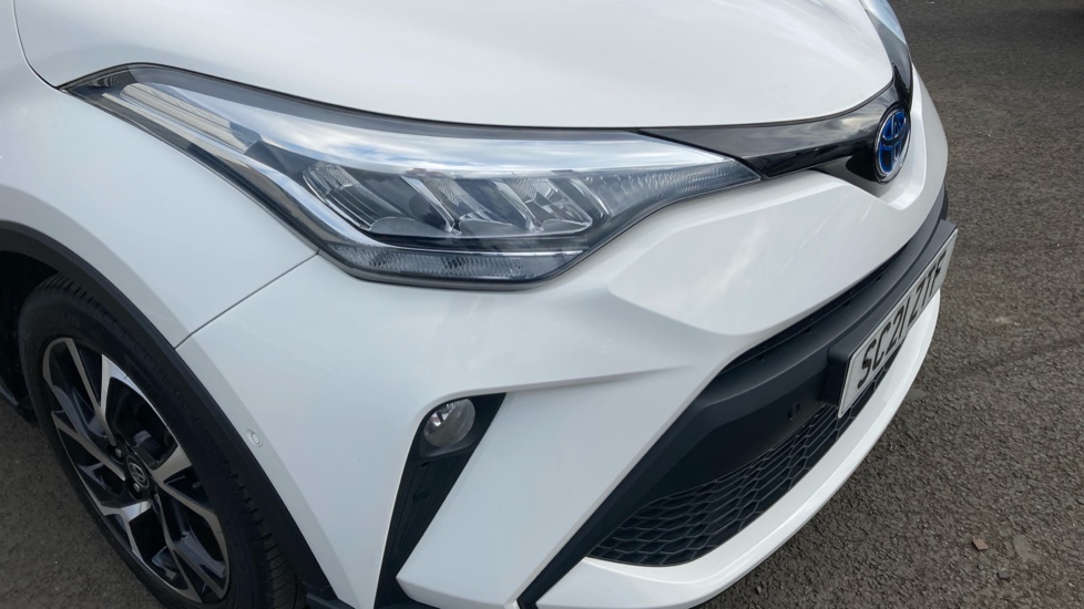 Toyota C-HR 2.0 Hybrid Design 5dr CVT Hybrid Hatchback - Image 33
