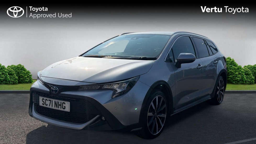 Toyota Corolla 2.0 VVT-i Hybrid Trek 5dr CVT Hybrid Estate - Image 3