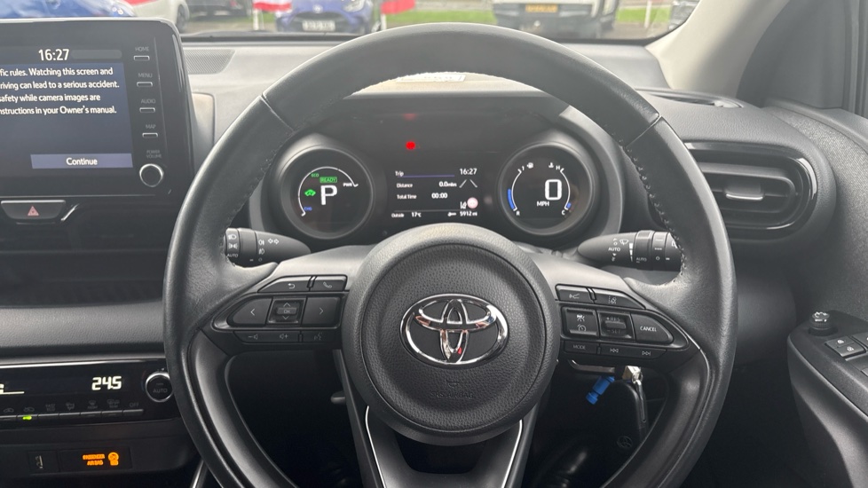 Toyota Yaris 1.5 Hybrid Design 5dr CVT Hybrid Hatchback - Image 7