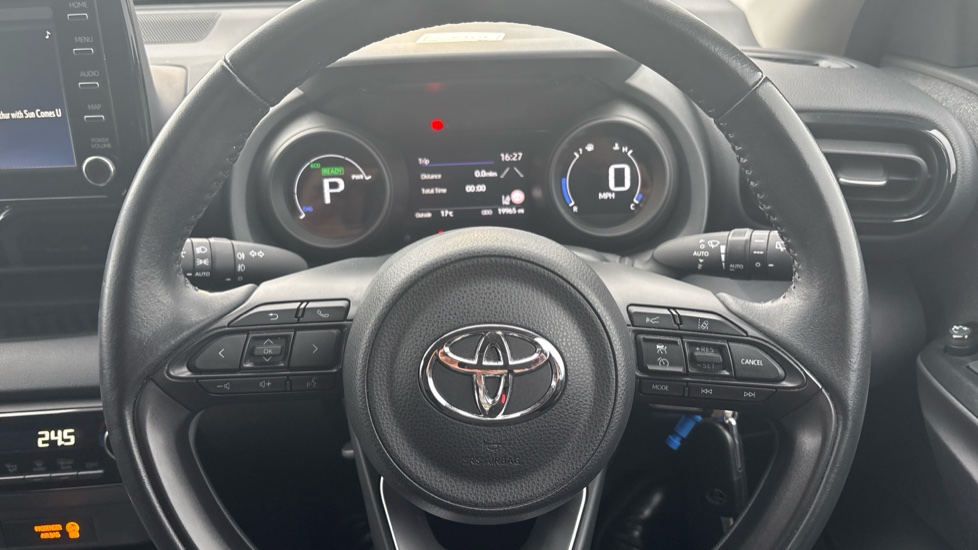 Toyota Yaris 1.5 Hybrid Design 5dr CVT Hybrid Hatchback - Image 10