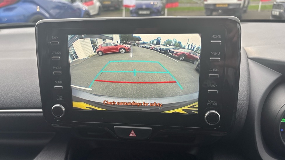 Toyota Yaris 1.5 Hybrid Design 5dr CVT Hybrid Hatchback - Image 30
