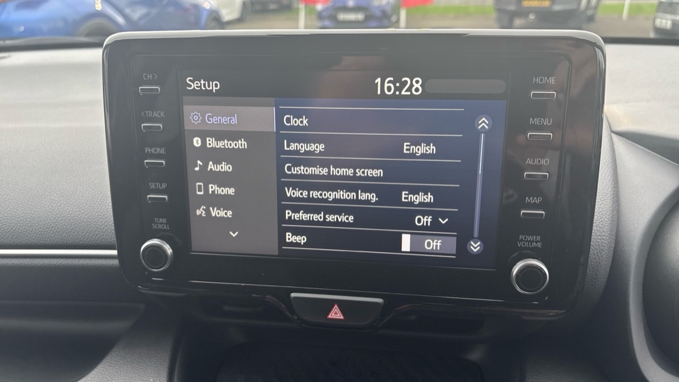 Toyota Yaris 1.5 Hybrid Design 5dr CVT Hybrid Hatchback - Image 32