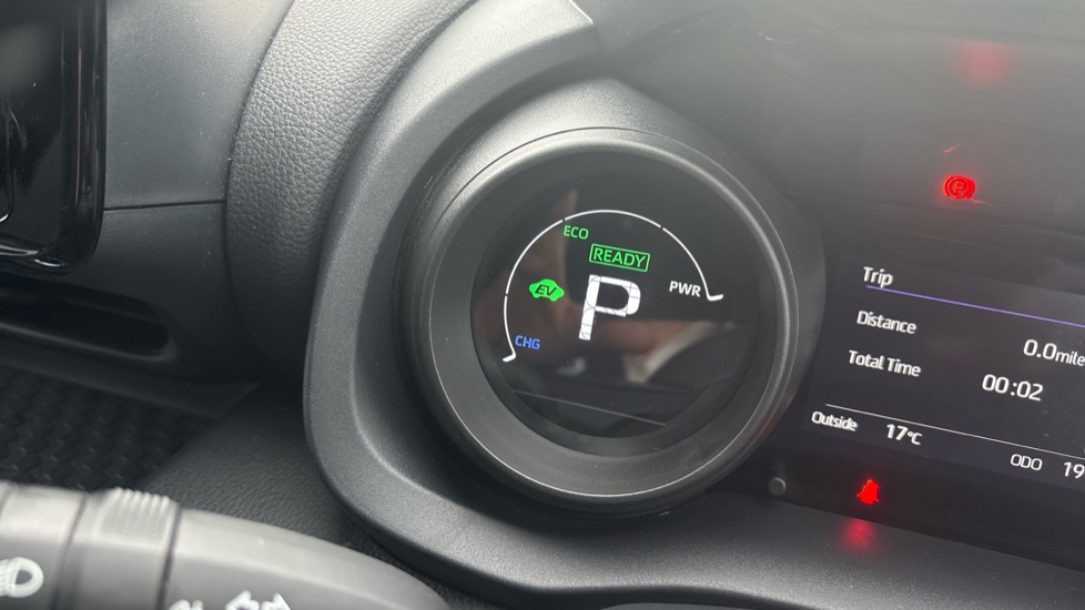 Toyota Yaris 1.5 Hybrid Design 5dr CVT Hybrid Hatchback - Image 46