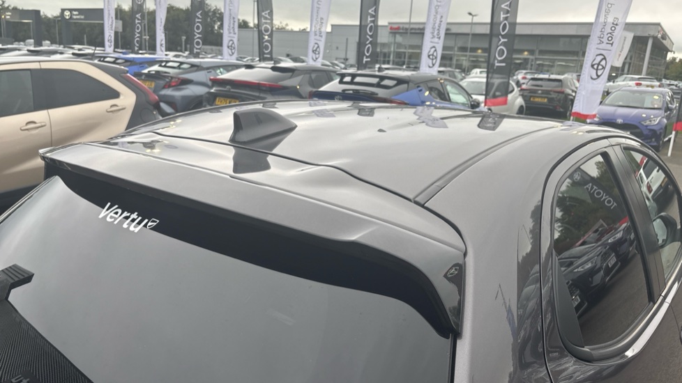 Toyota Yaris 1.5 Hybrid Design 5dr CVT Hybrid Hatchback - Image 50