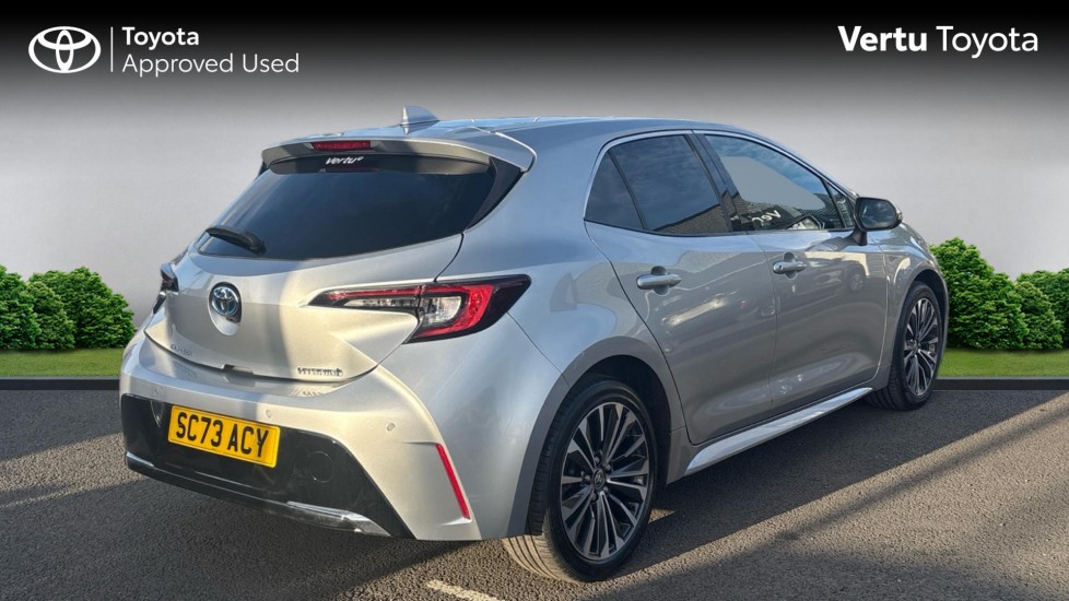 Toyota Corolla 1.8 Hybrid Design 5dr CVT Hybrid Hatchback - Image 2