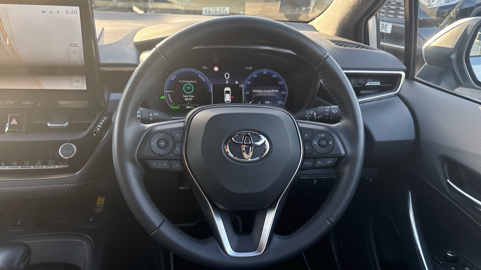 Toyota Corolla 1.8 Hybrid Design 5dr CVT Hybrid Hatchback - Image 7