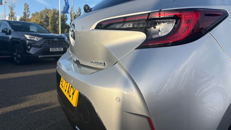 Toyota Corolla 1.8 Hybrid Design 5dr CVT Hybrid Hatchback - Image 48