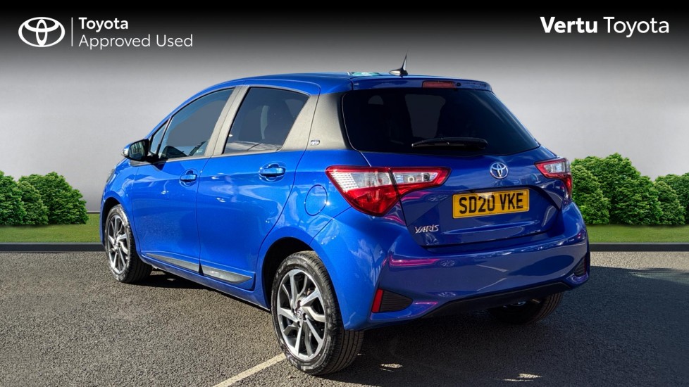 Toyota Yaris 1.5 VVT-i Y20 5dr [Bi-tone] Petrol Hatchback - Image 4