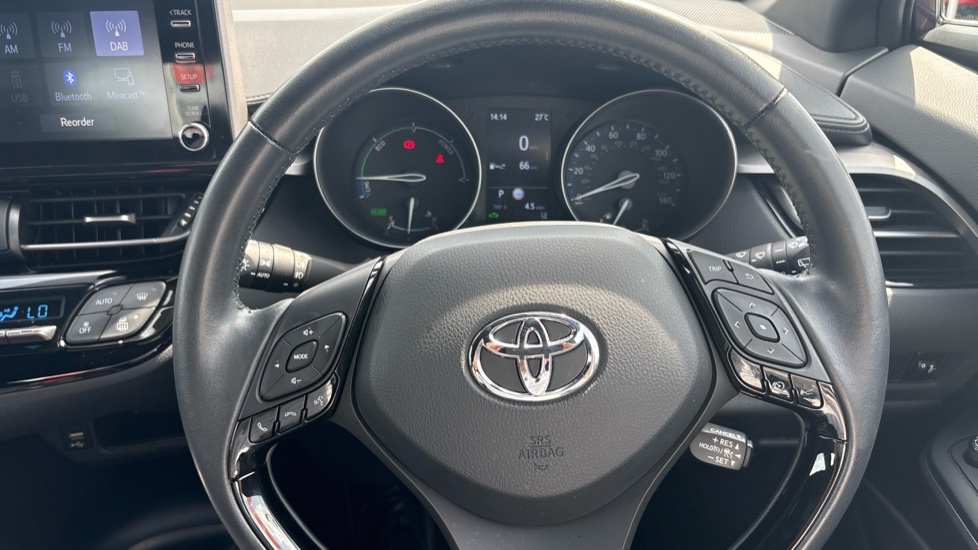 Toyota C-HR 1.8 Hybrid Icon 5dr CVT Hybrid Hatchback - Image 10
