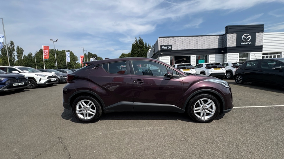 Toyota C-HR 1.8 Hybrid Icon 5dr CVT Hybrid Hatchback - Image 23