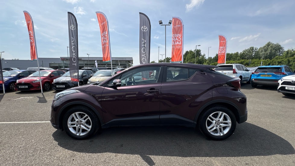 Toyota C-HR 1.8 Hybrid Icon 5dr CVT Hybrid Hatchback - Image 24