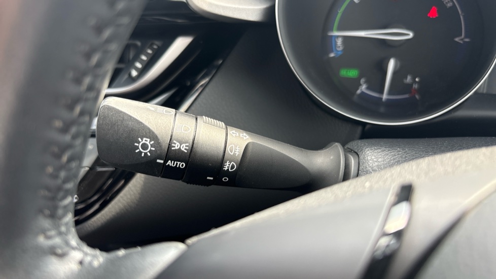 Toyota C-HR 1.8 Hybrid Icon 5dr CVT Hybrid Hatchback - Image 46