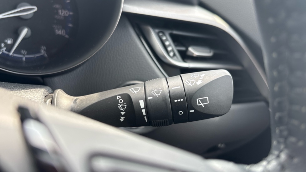 Toyota C-HR 1.8 Hybrid Icon 5dr CVT Hybrid Hatchback - Image 48