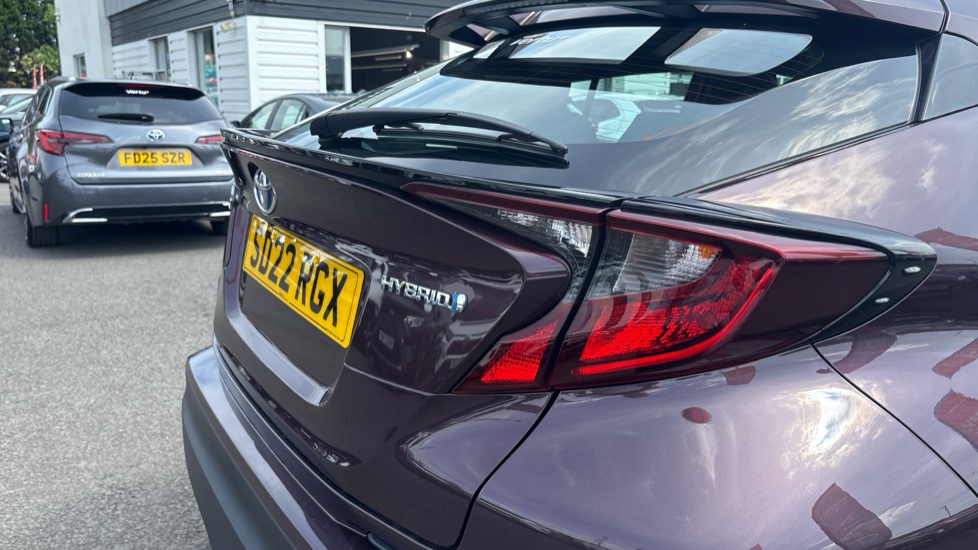 Toyota C-HR 1.8 Hybrid Icon 5dr CVT Hybrid Hatchback - Image 58