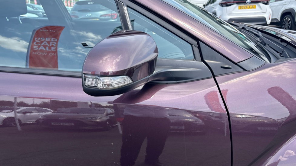 Toyota C-HR 1.8 Hybrid Icon 5dr CVT Hybrid Hatchback - Image 62