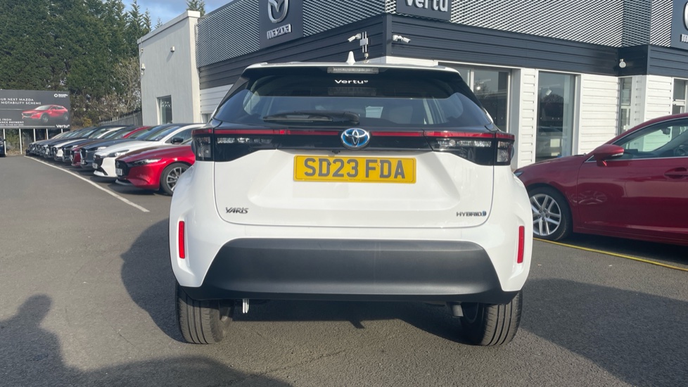 Toyota Yaris Cross 1.5 Hybrid Icon 5dr CVT Hybrid Estate - Image 26