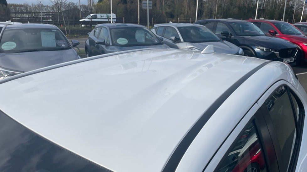 Toyota Yaris Cross 1.5 Hybrid Icon 5dr CVT Hybrid Estate - Image 36