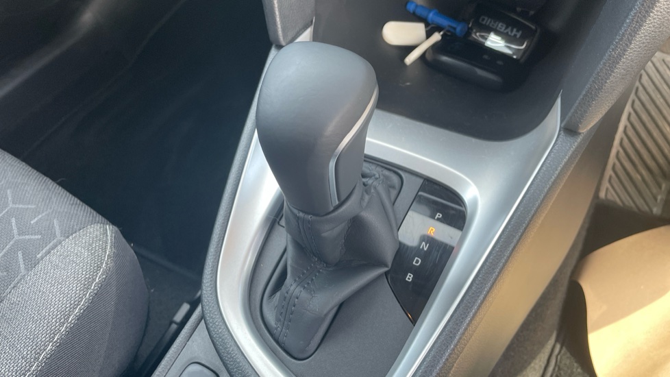 Toyota Yaris Cross 1.5 Hybrid Icon 5dr CVT Hybrid Estate - Image 43