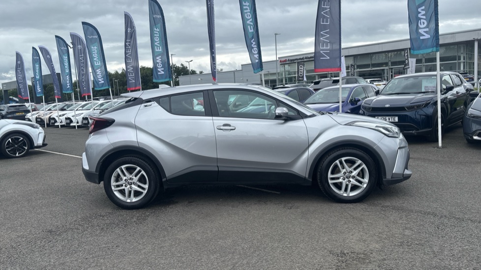 Toyota C-HR 1.8 Hybrid Icon 5dr CVT Hybrid Hatchback - Image 23