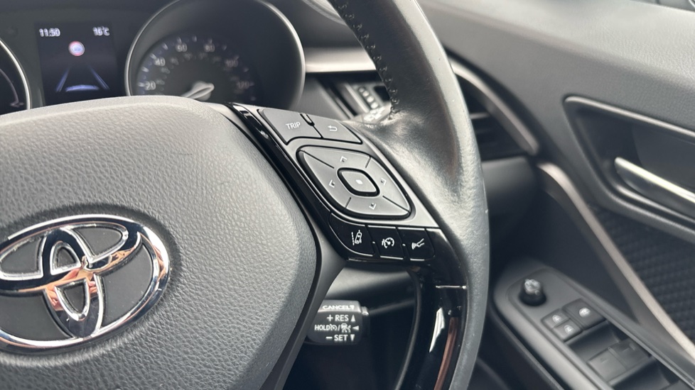 Toyota C-HR 1.8 Hybrid Icon 5dr CVT Hybrid Hatchback - Image 36