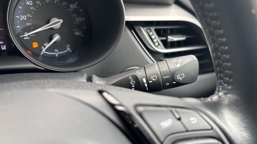 Toyota C-HR 1.8 Hybrid Icon 5dr CVT Hybrid Hatchback - Image 37
