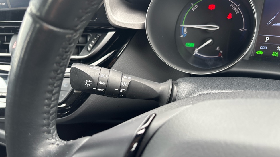 Toyota C-HR 1.8 Hybrid Icon 5dr CVT Hybrid Hatchback - Image 38
