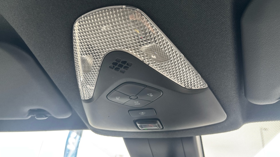 Toyota C-HR 1.8 Hybrid Icon 5dr CVT Hybrid Hatchback - Image 41