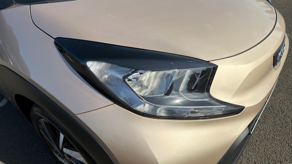 Toyota Aygo X 1.0 VVT-i Edge 5dr Petrol Hatchback - Image 20