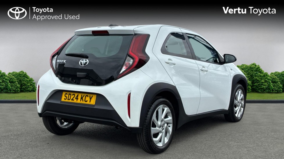 Toyota Aygo X 1.0 VVT-i Pure 5dr Petrol Hatchback - Image 2