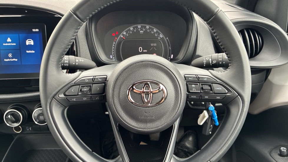 Toyota Aygo X 1.0 VVT-i Pure 5dr Petrol Hatchback - Image 10