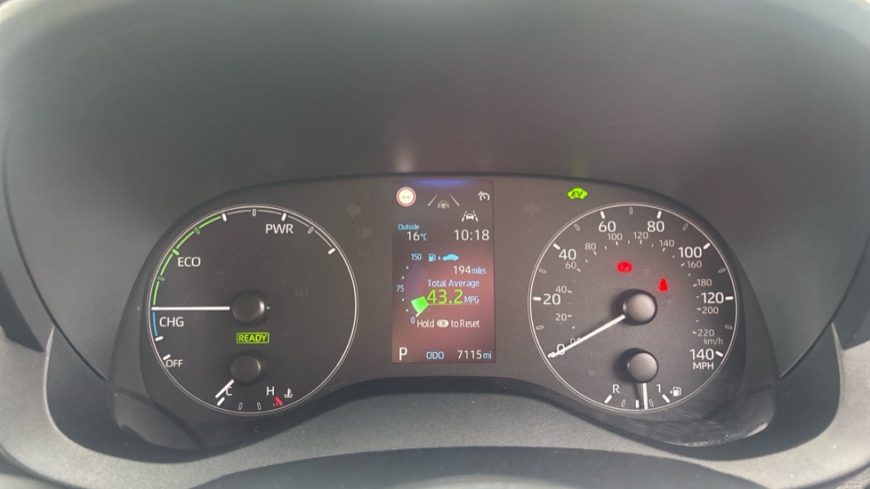 Toyota Yaris 1.5 Hybrid Icon 5dr CVT Hybrid Hatchback - Image 11