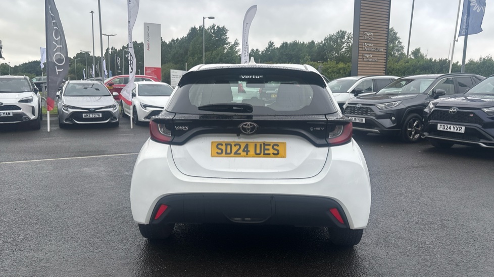 Toyota Yaris 1.5 Hybrid Icon 5dr CVT Hybrid Hatchback - Image 26