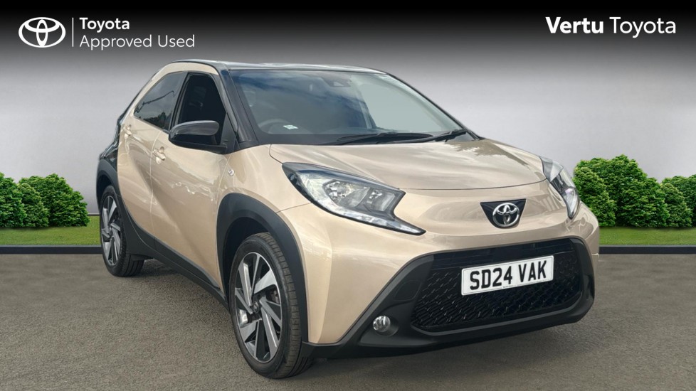 Toyota Aygo X 1.0 VVT-i Edge 5dr Auto Petrol Hatchback - Image 1