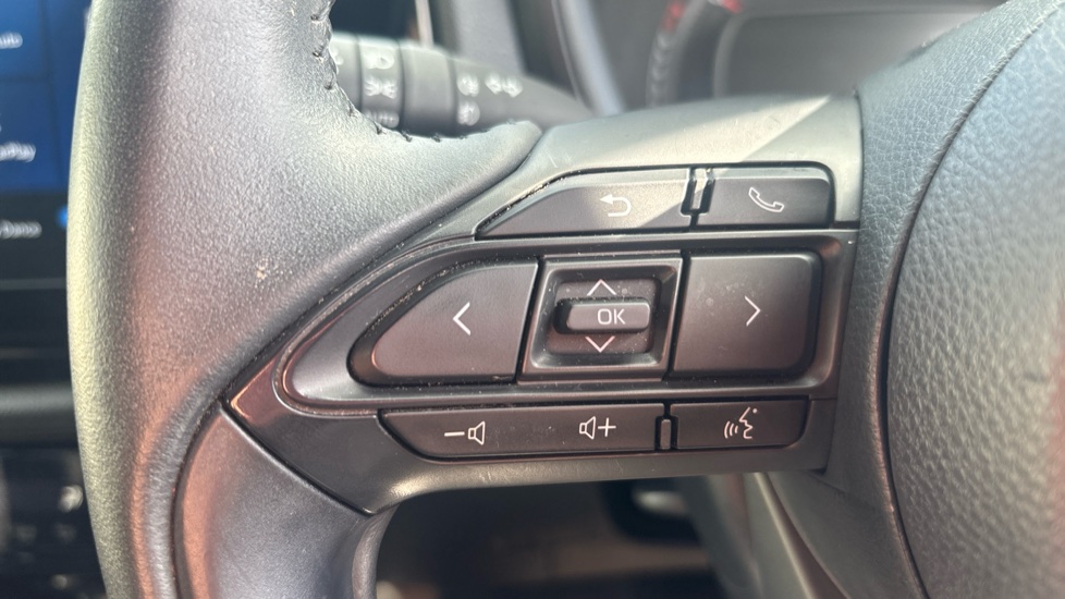 Toyota Aygo X 1.0 VVT-i Edge 5dr Auto Petrol Hatchback - Image 35