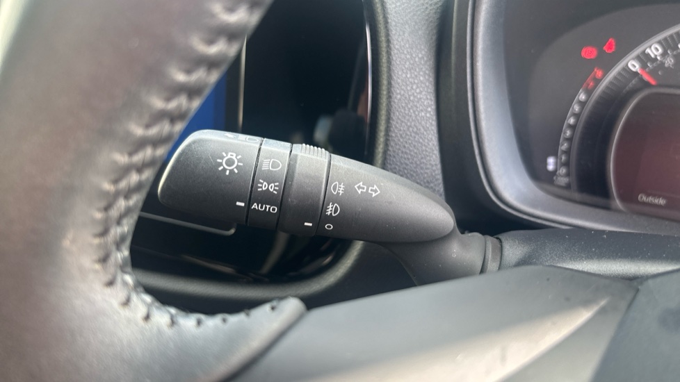 Toyota Aygo X 1.0 VVT-i Edge 5dr Auto Petrol Hatchback - Image 37