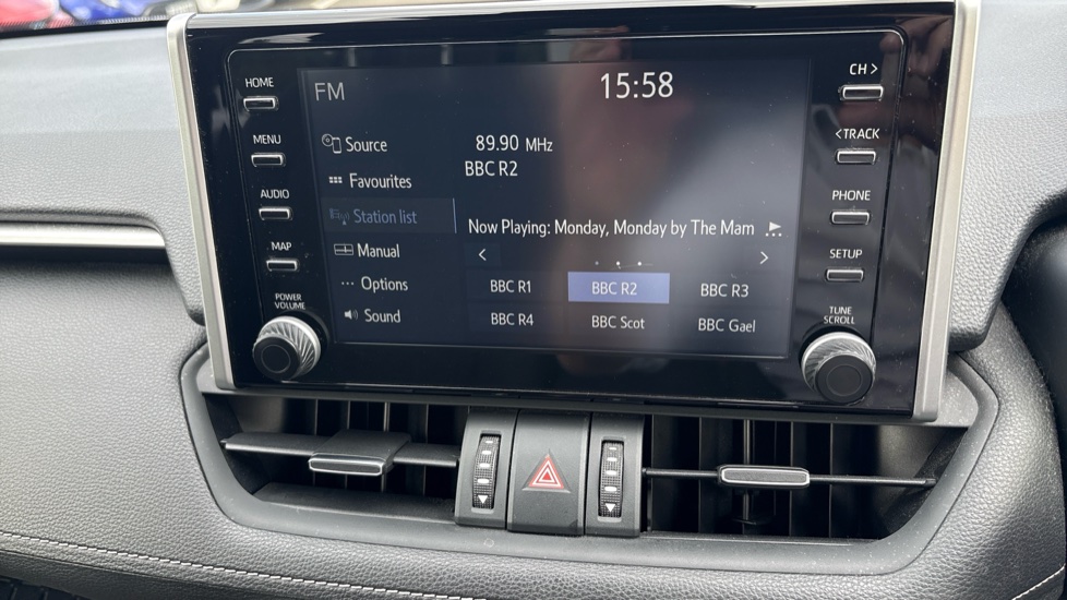 Toyota RAV4 2.5 VVT-i Hybrid Design 5dr CVT 2WD Hybrid Estate - Image 46