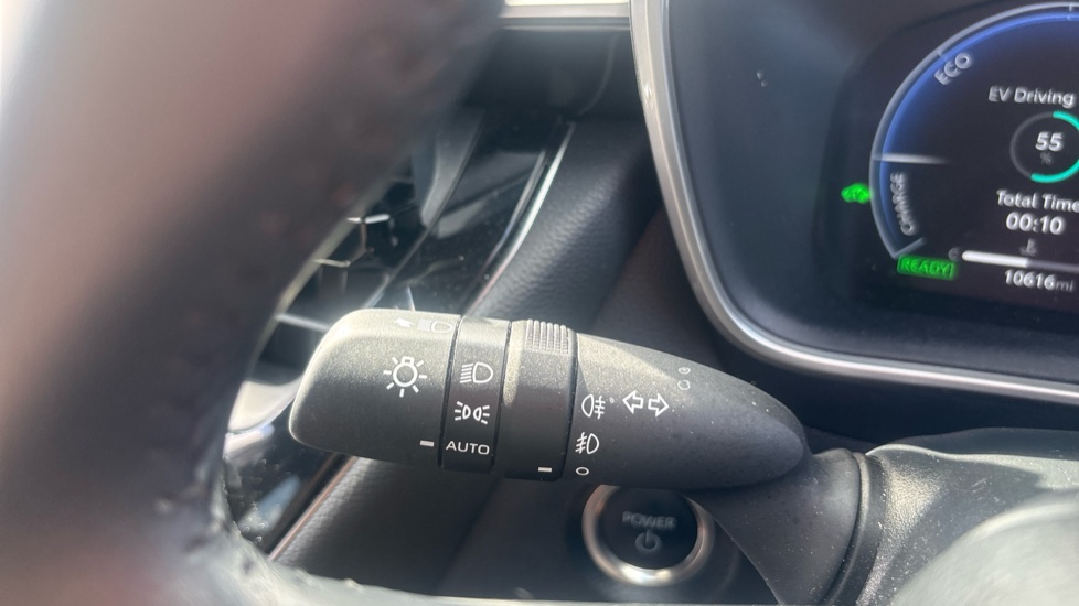 Toyota Corolla 1.8 Hybrid Design 5dr CVT Hybrid Estate - Image 40