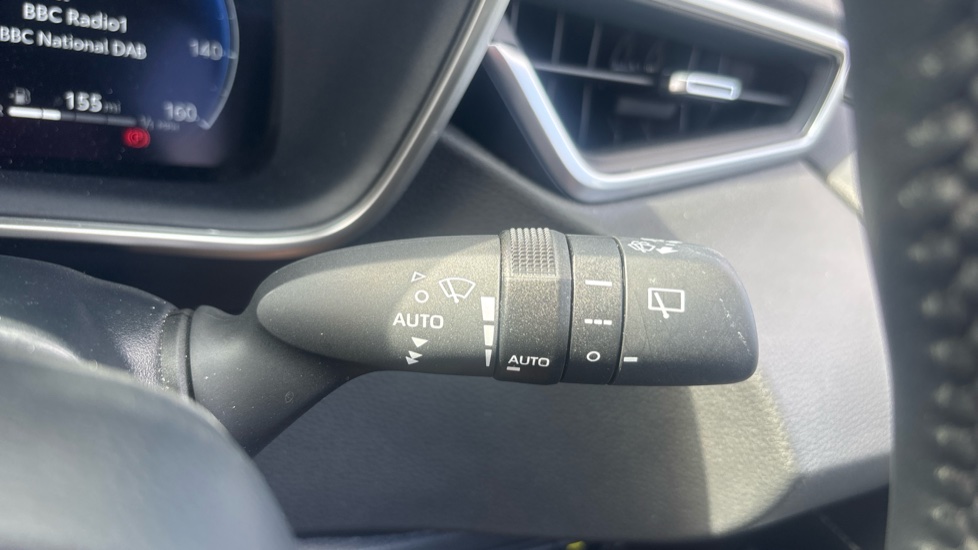 Toyota Corolla 1.8 Hybrid Design 5dr CVT Hybrid Estate - Image 41