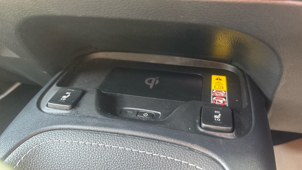 Toyota Corolla 1.8 Hybrid Design 5dr CVT Hybrid Estate - Image 44