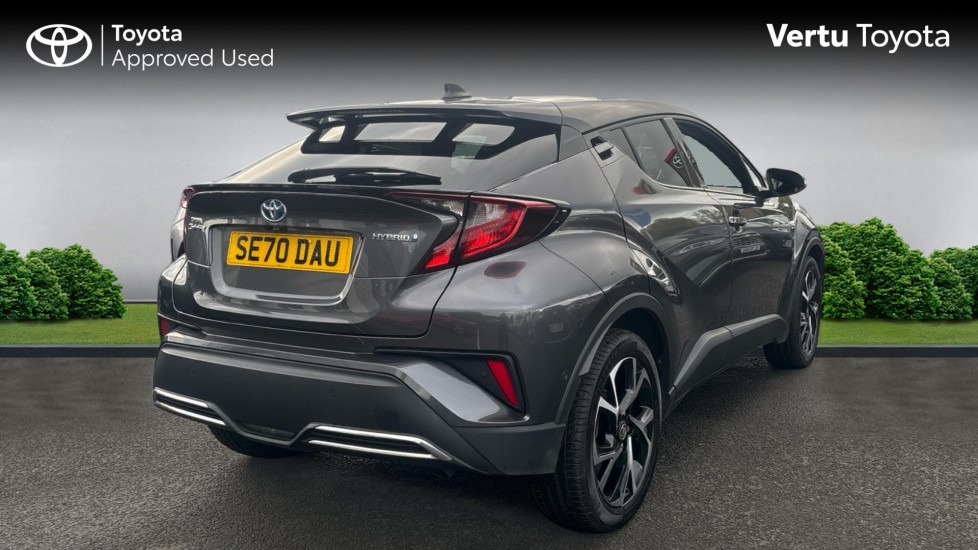 Toyota C-HR 2.0 Hybrid Design 5dr CVT Hybrid Hatchback - Image 2