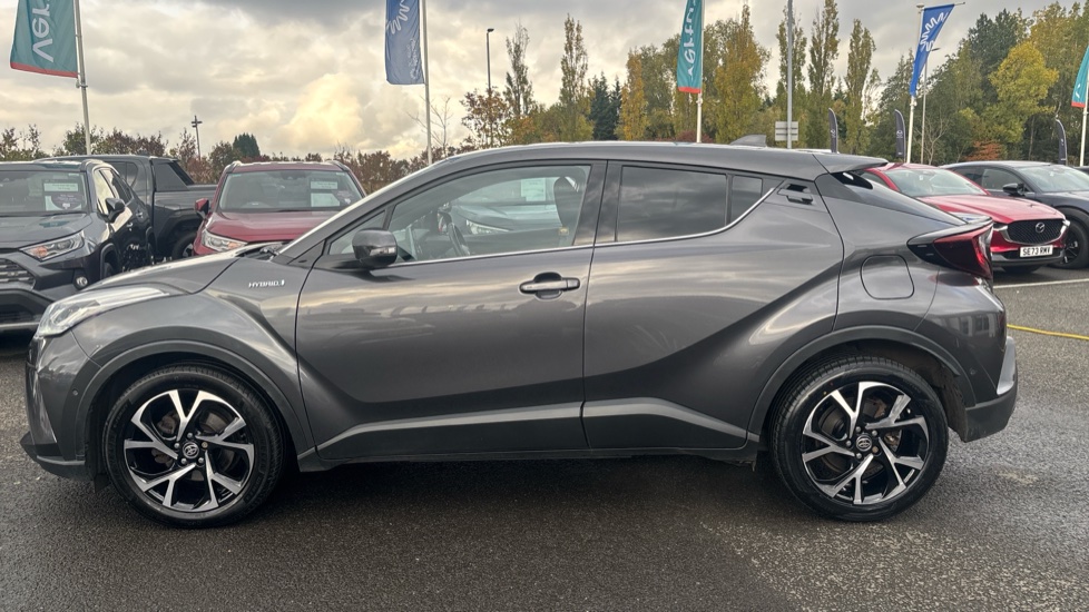 Toyota C-HR 2.0 Hybrid Design 5dr CVT Hybrid Hatchback - Image 24