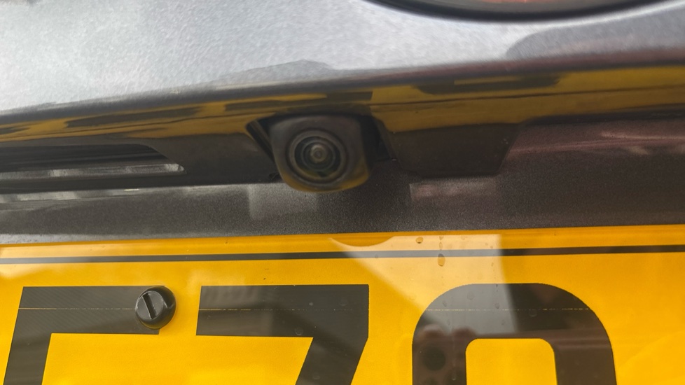 Toyota C-HR 2.0 Hybrid Design 5dr CVT Hybrid Hatchback - Image 33