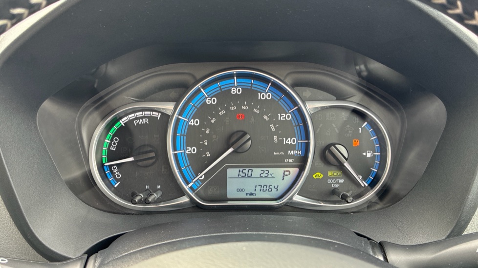 Toyota Yaris 1.5 Hybrid Design 5dr CVT Hybrid Hatchback - Image 11